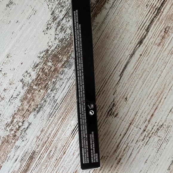 Buxom Plumpline Lip Liner - Undercover - Picture 6 of 7